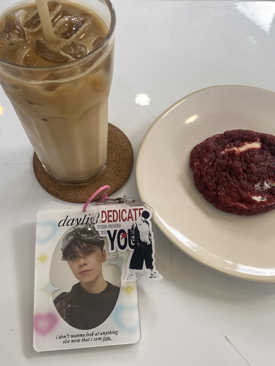 ttastywonsol's tweet photo. 🩷 enjoy your day everyone ૮ ˶ᵔ ᵕ ᵔ˶ ა 
#2024MAMAVOTE #seventeen https://t.co/VMf2SvhGt4