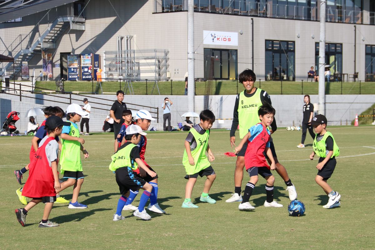 cainz_official's tweet photo. カインズは、ザスパとの共創プロジェクトの一環として、2024年1月にザスパと共同実施したチャリティーオークションの売上金を活用し、2024年10月13日に「からだを全力で動かそう！ THESPA sports festival supported by CAINZ」（主催：ザスパ）を開催しました。
➡ https://t.co/nyAcOqakhJ https://t.co/KxDAkGcMw7