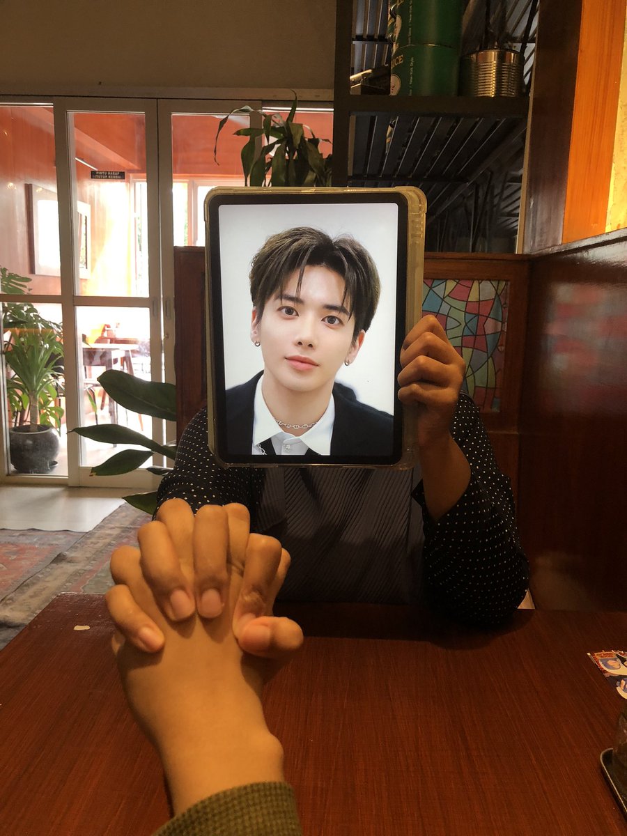 naru_unko's tweet photo. PLLSSS #tomorrowxtogether #2024MAMAVOTE https://t.co/sUshRuWpI9