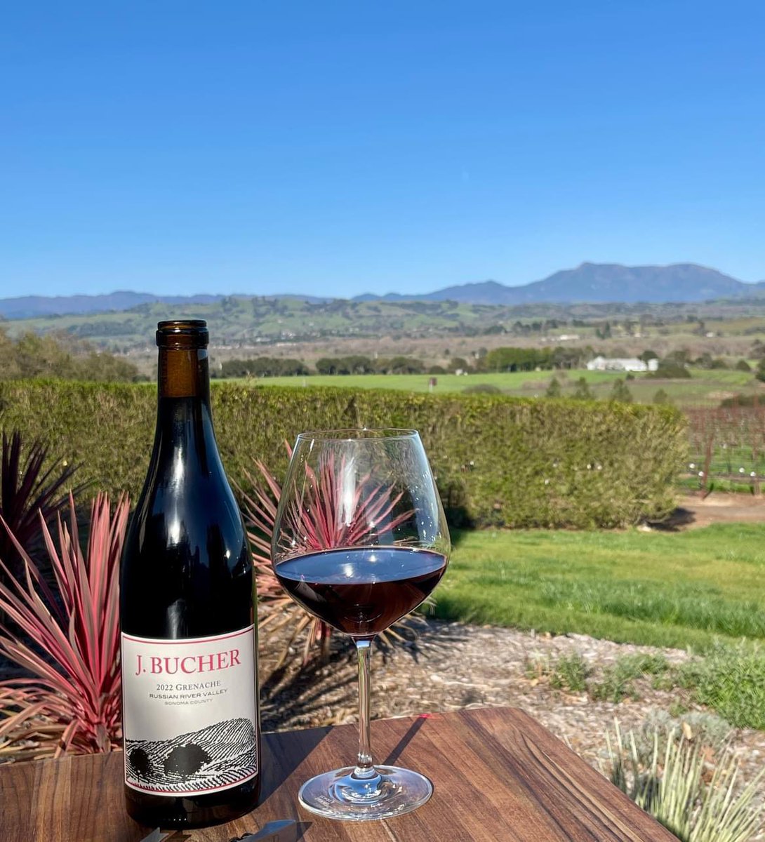 We're over the moon with news our first Bucher Grenache won Best of Class/Double Gold at the Sonoma County Harvest Fair. 

Thank you to the esteemed judges of this wine competition for this honor! 

We invite you to taste for yourselves>> bucher.wine/product/2022-g…

#Grateful