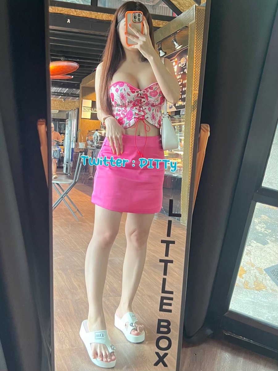 PITTy1140's tweet photo. ร้อนจังเลยยย อยากไปเล่นน้ำ 😂

มีใครใจดีจะพาไปป่าวนะ 😝

Acclock >>>>>> Dm💌
https://t.co/0HQ12dPbh6 https://t.co/FPlIpaX11b