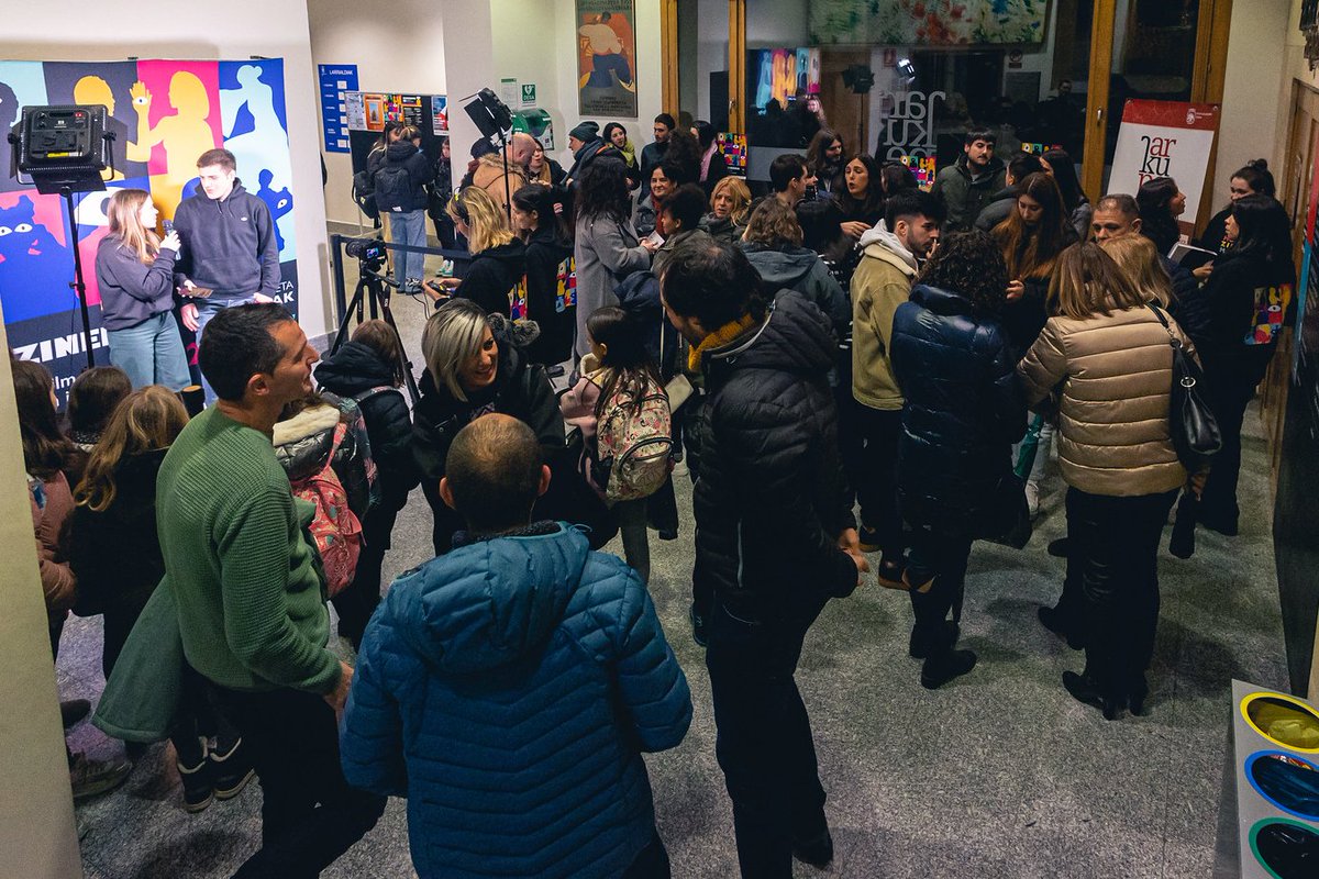 1️⃣8️⃣ HUHEZINEMA Euskal Film Laburren Jaialdiaren 18. edizioa 2025eko urtarrilaren 22tik 24ra ospatuko da, Aretxabaletan.  

👉🏼 Azaroaren 17ra arte aurkeztu daitezke lanak.

Informazio gehiago: ow.ly/WQat50TNkY4