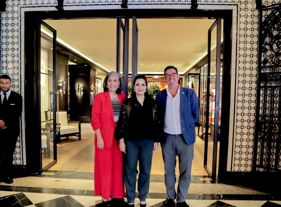 Hoy con enorme gusto conversé con Laura Bonilla, Directora de Asuntos Corporativos de Unilever México y Presidenta de la Cámara Nacional de industria de conservas alimenticias, sobre proyectos de crecimiento de este sector en el Estado de México acompañada por el Director General