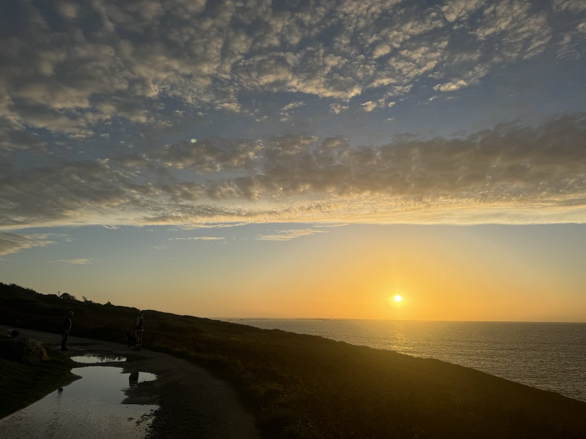Tamsin Thomas (Harris) (@tamsinharris21) on Twitter photo Fog as we left home in #Cornwall, heavy rain as we took our first walk of the holiday <a href="/visitIOS/">Isles of Scilly</a> and then an evening reward of a stunning sunset off St Mary’s. Fog as we left home in #Cornwall, heavy rain as we took our first walk of the holiday <a href="/visitIOS/">Isles of Scilly</a> and then an evening reward of a stunning sunset off St Mary’s.