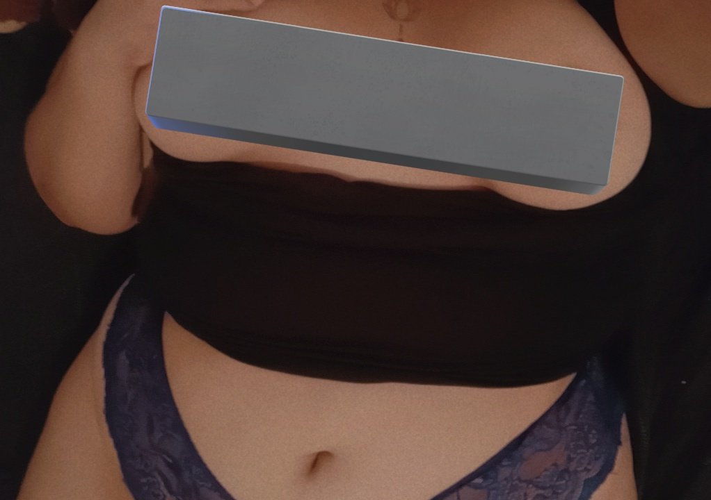 Natalye666's tweet photo. Hola niños, estaré disponible a partir del viernes para que la pasemos delicioso, que esperas para cogerme? 🔥💋
La chupo riquísimo, compruébalo 🤤🔥
Manda MD o WhatsApp, te dejo mi link
https://t.co/dPiYpfiYlo https://t.co/Iy53KBInv7