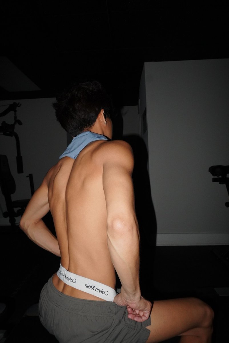 christianflashy's tweet photo. trynna get grabbed by the waist 

https://t.co/yl5Uxyc1s2 https://t.co/zA9kaBVNWk