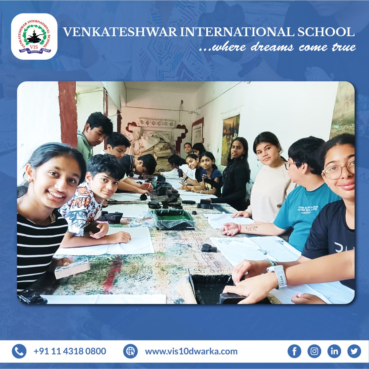 VenkateshwarIn4's tweet image. Embracing Tradition 🎨👐
Class VIII students explored local crafts at Dastkar NGO, learning hand-block printing and celebrating India's artisanal heritage!

#HandBlockPrinting #vis10dwarka