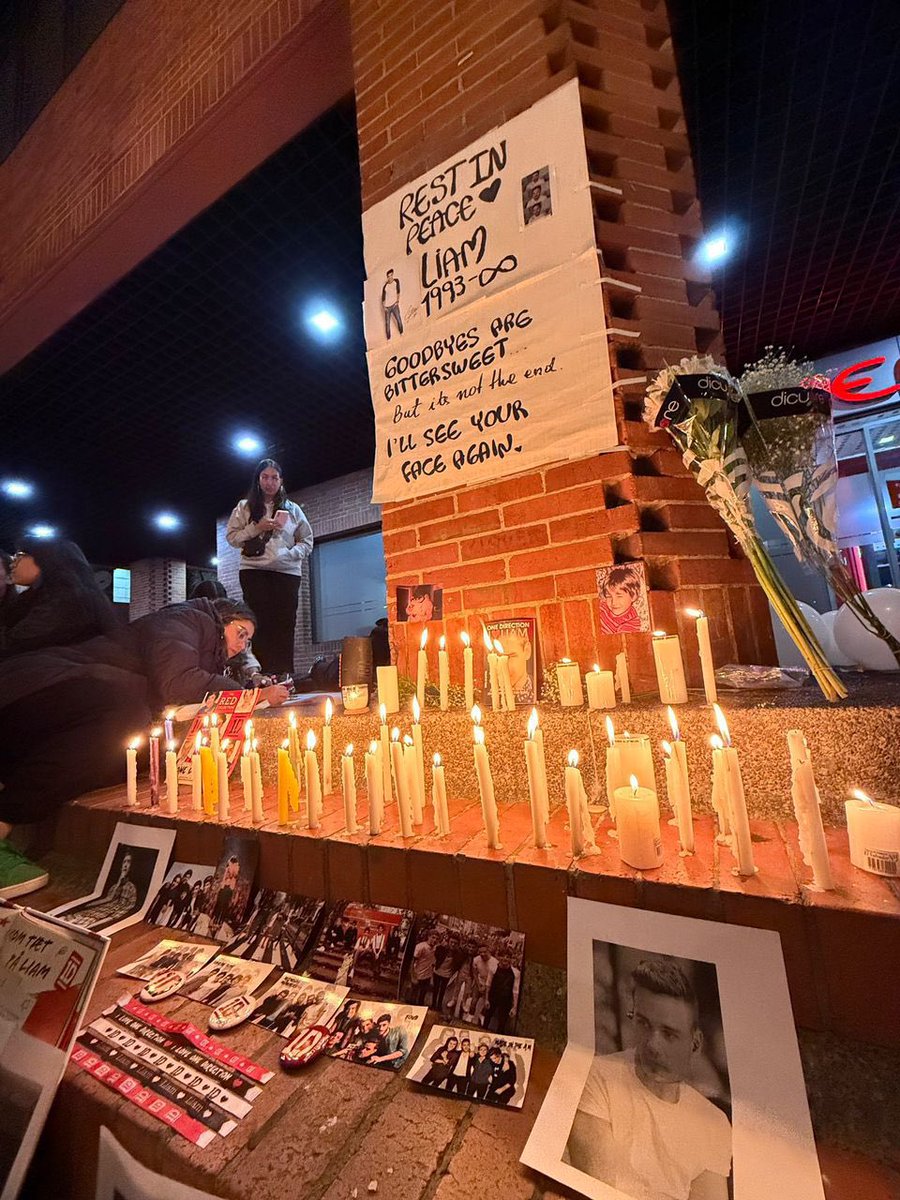 si jamais vous faites la même chose à Paris pour Liam, prévenez moi s'il vous plaît 🙏🏼 je viendrais absolument