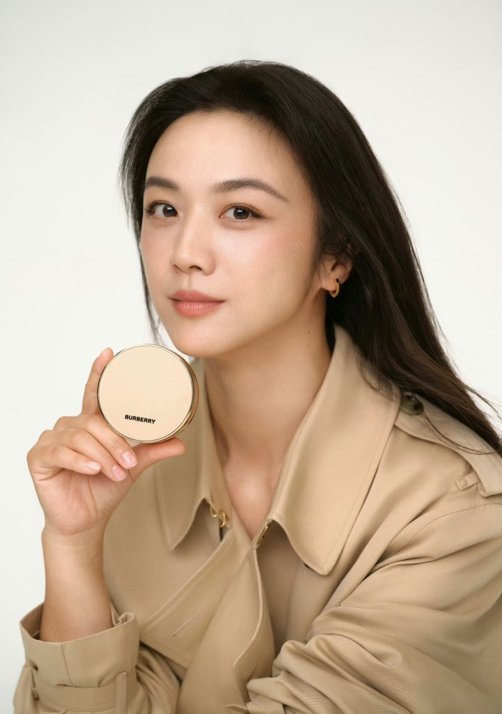 Rnt685Kinbote's tweet photo. #탕웨이 BBR's Beauty Advertising😲 It’s a perfect face to show on camera... https://t.co/FAHDTH9HDP