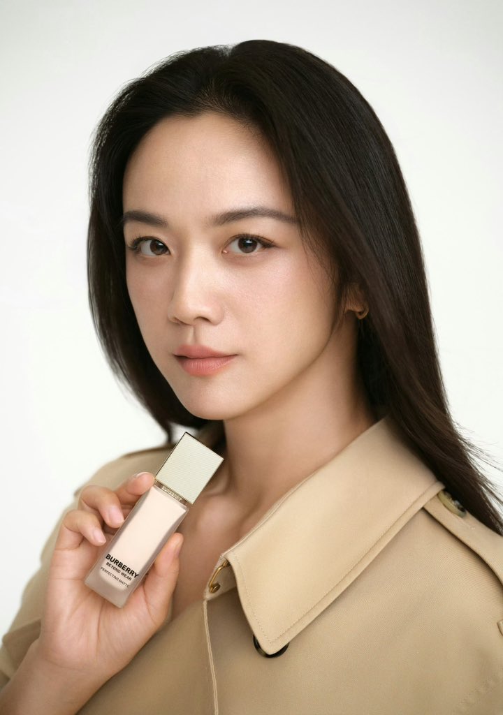 Rnt685Kinbote's tweet photo. #탕웨이 BBR's Beauty Advertising😲 It’s a perfect face to show on camera... https://t.co/FAHDTH9HDP