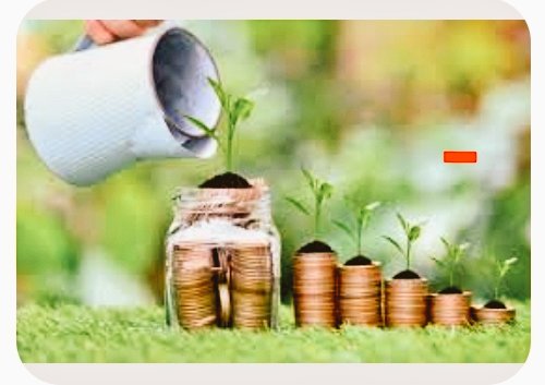 مِن طبائع الدنيا العجيبة : أنها تزيد النفوس المُحتاجة إحتياجاً ، وتُشبِع النفوس الغنية غِناً !!