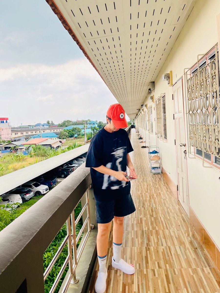tamongtamon's tweet photo. พอกระเทิน😎 https://t.co/SCv7BB9SVe