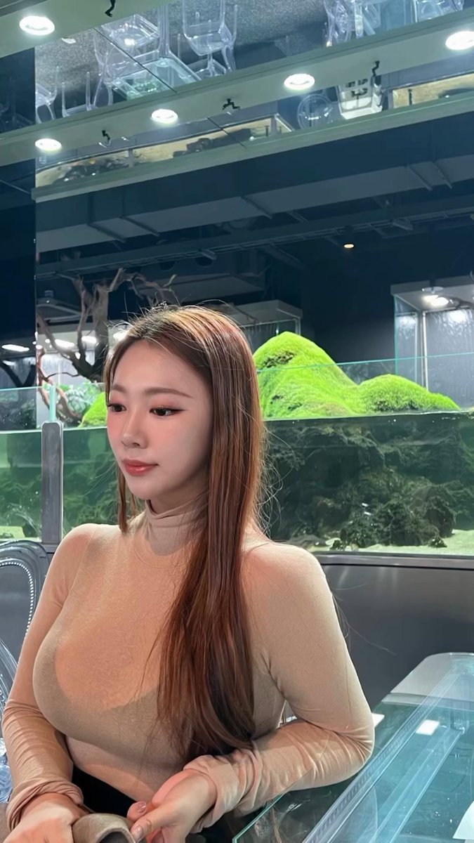 berww2's tweet photo. 你們不敢無套內射 那想要射我臉上嘛 
你是想射上面 還是想射下面？ https://t.co/rVvrHe1Lkb