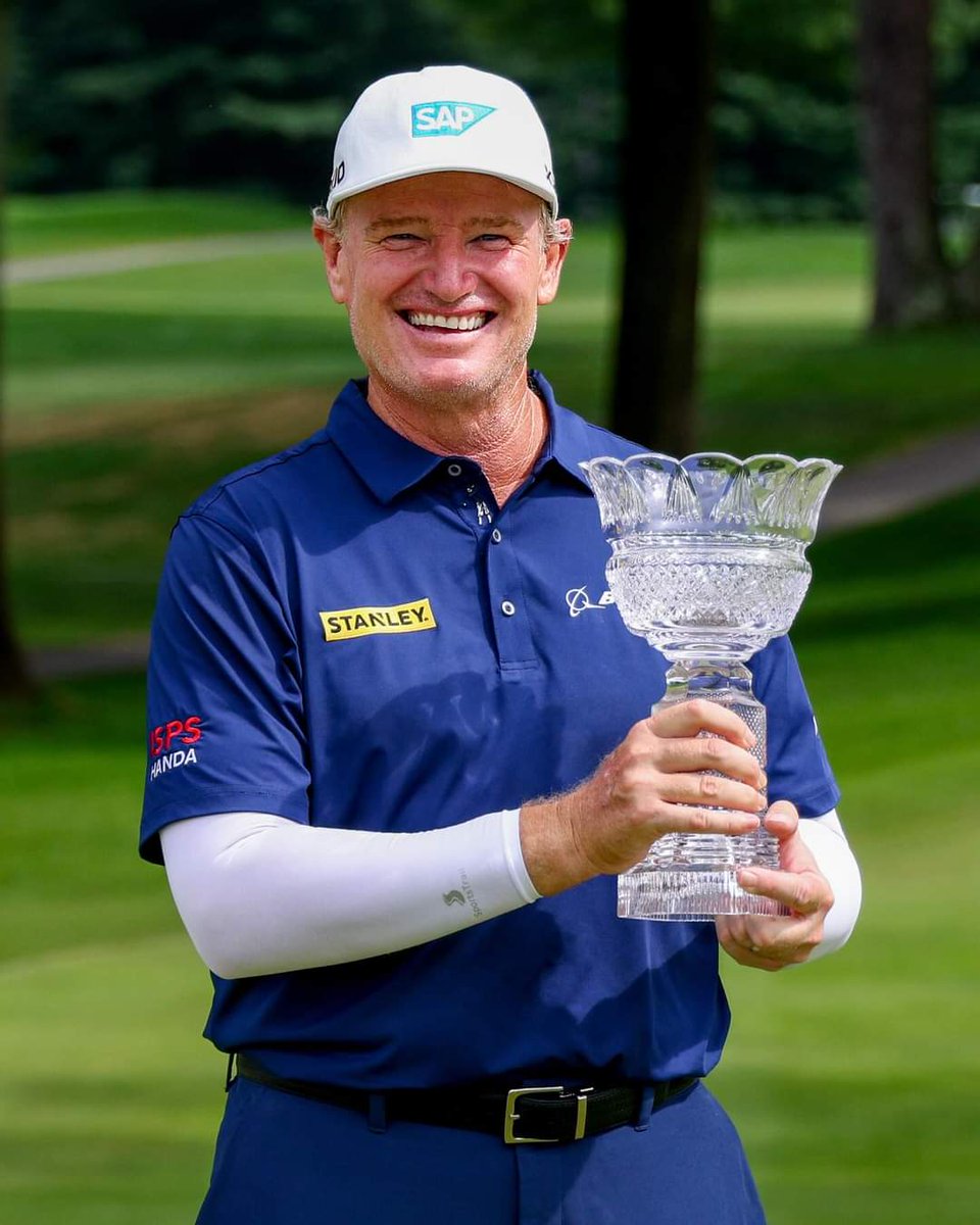 Nicogolfpro's tweet photo. Happy Birthday @TheBig_Easy 🏌‍♂️🍷🎂 https://t.co/SW1jK8jPB0
