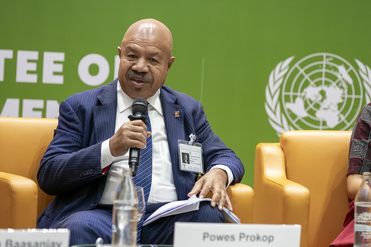UNESCAP's tweet photo. Data from #AsiaPacific highlights that over 70% of GHG emissions are generated in #cities! ποΈ
At #EnvCom8, member States called for scaling up robust, low-carbon, climate-resilient development through multistakeholder coop. and NDC-urban efforts, in line with #COP28 commitments. https://t.co/X9luXpdvf1
