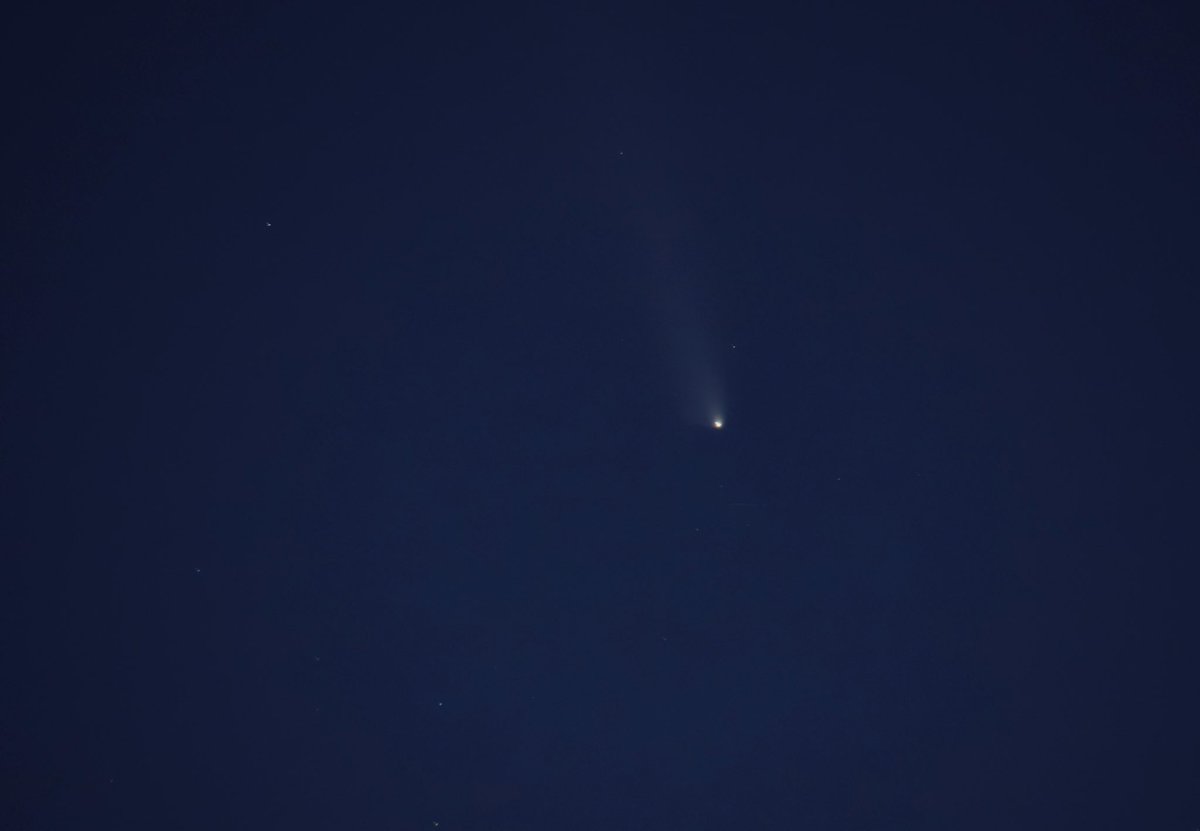 Ang_XoXo17's tweet image. Tsuchinshan-ATLAS C/2023 A3 💫 South Shore, Long Island 10/16/24