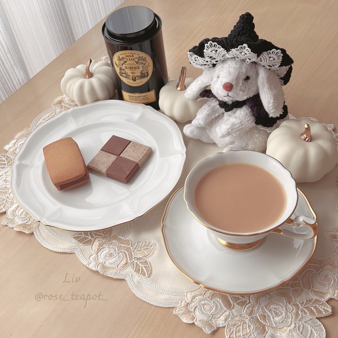 mochaページ マリアージュフレール 島々のバニラ 紅茶は、マリアージュフレール🫖 島々のバニラ おやつは、ラ・メゾン