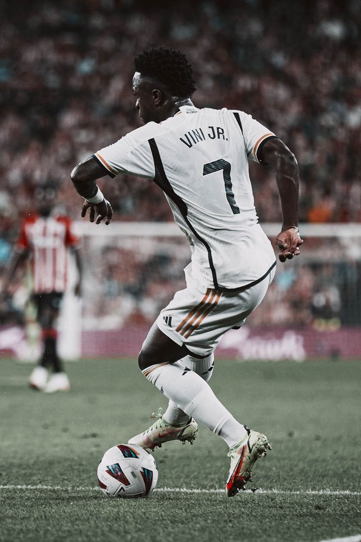 Weka jina la account yako nikufollow tena anko 🌞