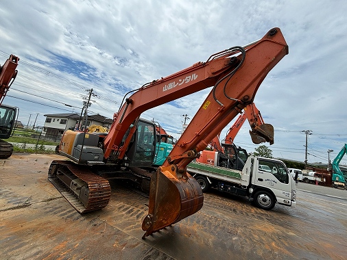 SOLD! And off to a new home in Malaysia🇲🇾
Thank you very much for your first order and, we look forward to doing more in the future!
#hitachi #hitachiexcavator #usedmachinery #export #ThankYouForYourPurchase