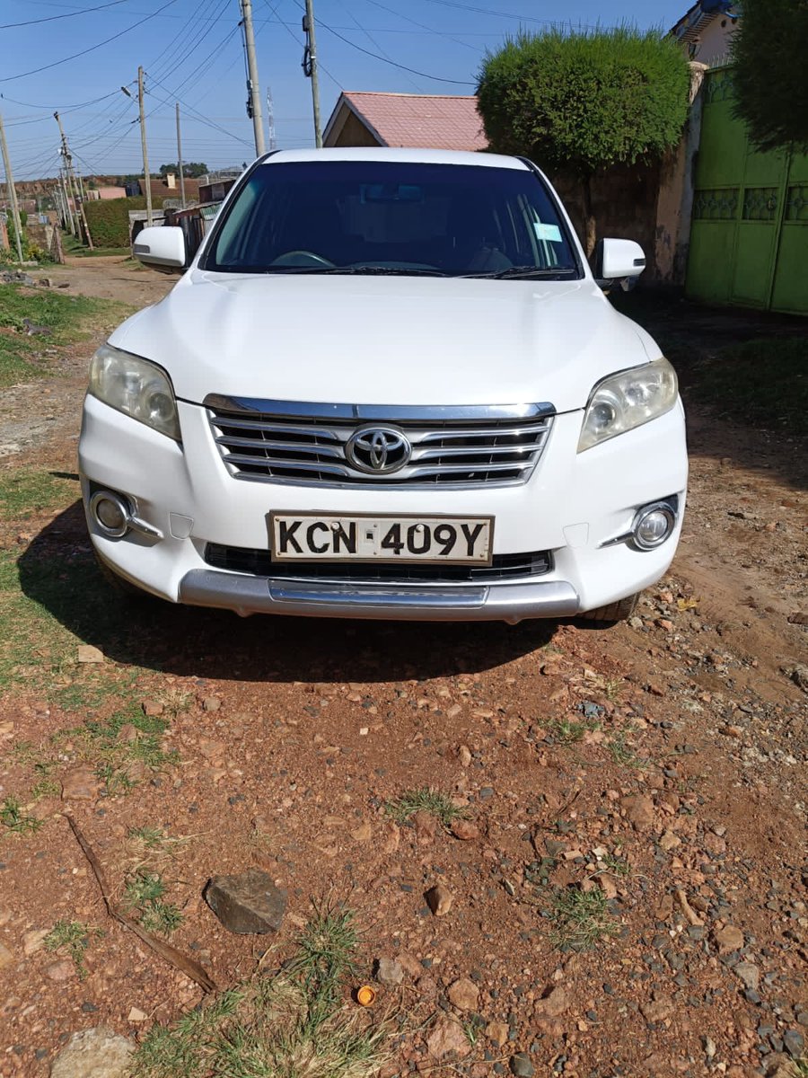 MulongoThomas1's tweet photo. Hello a you looking for a good machine, 
Brand new 
Local used 
In good condition 
Don't look any more just call 0702373088 https://t.co/5s4yfHGqri