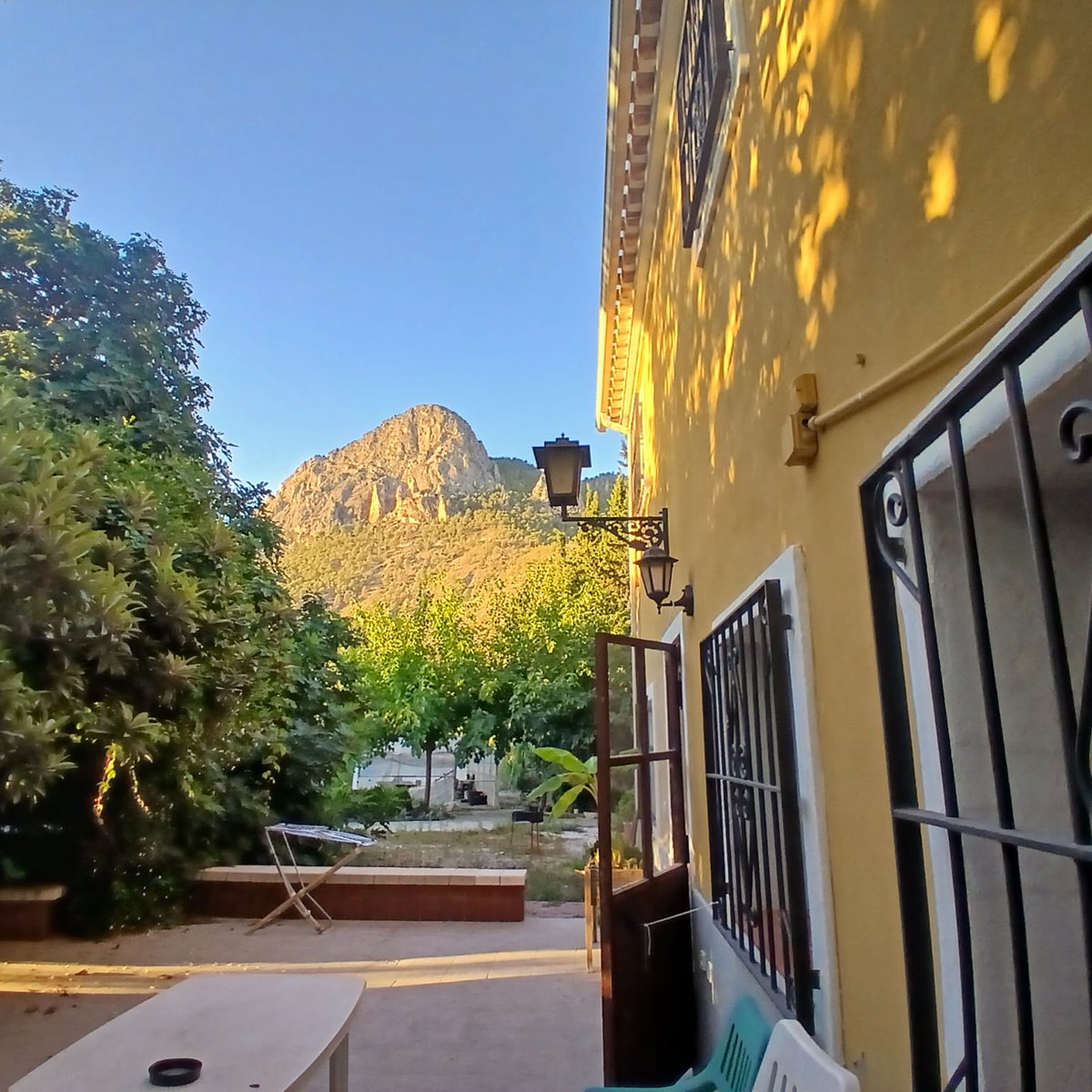 ComplejoAtalaya's tweet photo. Buenos días desde el Complejo Rural Atalaya de Cieza. 

Cieza naturaleza e historia. Todo a tú alcance, si te hospedas en el Complejo Rural Atalaya. 
 Información y reservas: https://t.co/x51pfMbDm8. 
Teléfono: 694469490. https://t.co/QLGI1Bn0TW