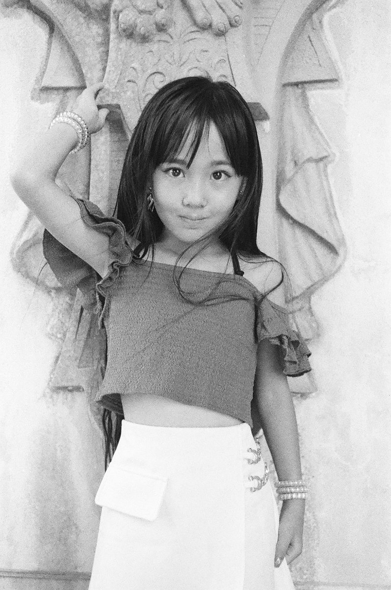 YwrgP's tweet photo. うららちゃん。
#URAchan #Urara #スタライ長崎
#モノクロ撮影 Lomography Berlin Kino B&W 400 #lomography #BerlinKinoFilm
(2024/7/27 #トップセッション九州 by #長崎超絶美少女隊 @佐賀/有田・有田ポーセリンパーク) https://t.co/kbKQo3STy2