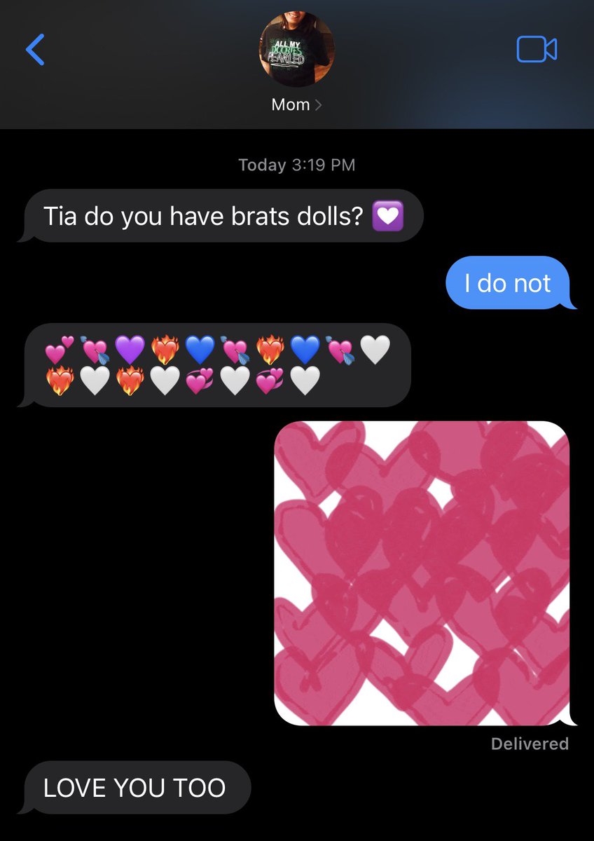 Oleelee's tweet photo. This just in: my 6 year old niece figured out how to text me from my mom’s iPad today 🥹 https://t.co/wfpvKMpfed