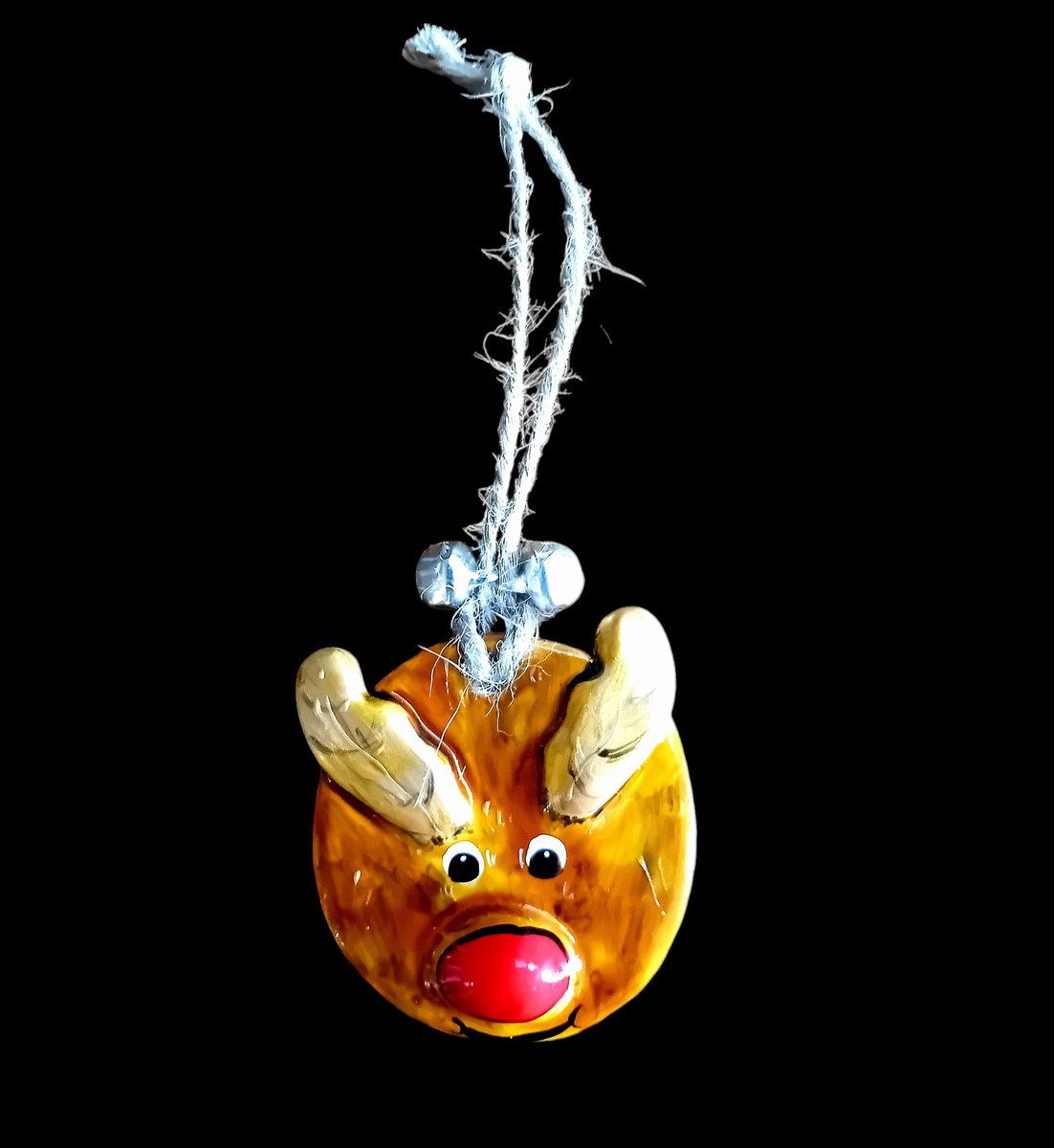 Hazceramics's tweet photo. Here's a few of my lovely hangers available on my website. Perfect for this Christmas. 

https://t.co/2na3x4zVwu 

#EarlyBiz #ThursdayMotivation #ceramicdecor #artonx https://t.co/Uy40XvHVsD