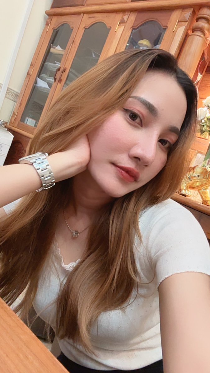 ManSreynang's tweet photo. ណាគេខ្លះនៅបាត់ដំបង តោះទៅមើលគេអុំទូក😂😁 https://t.co/DKUlkRr21z