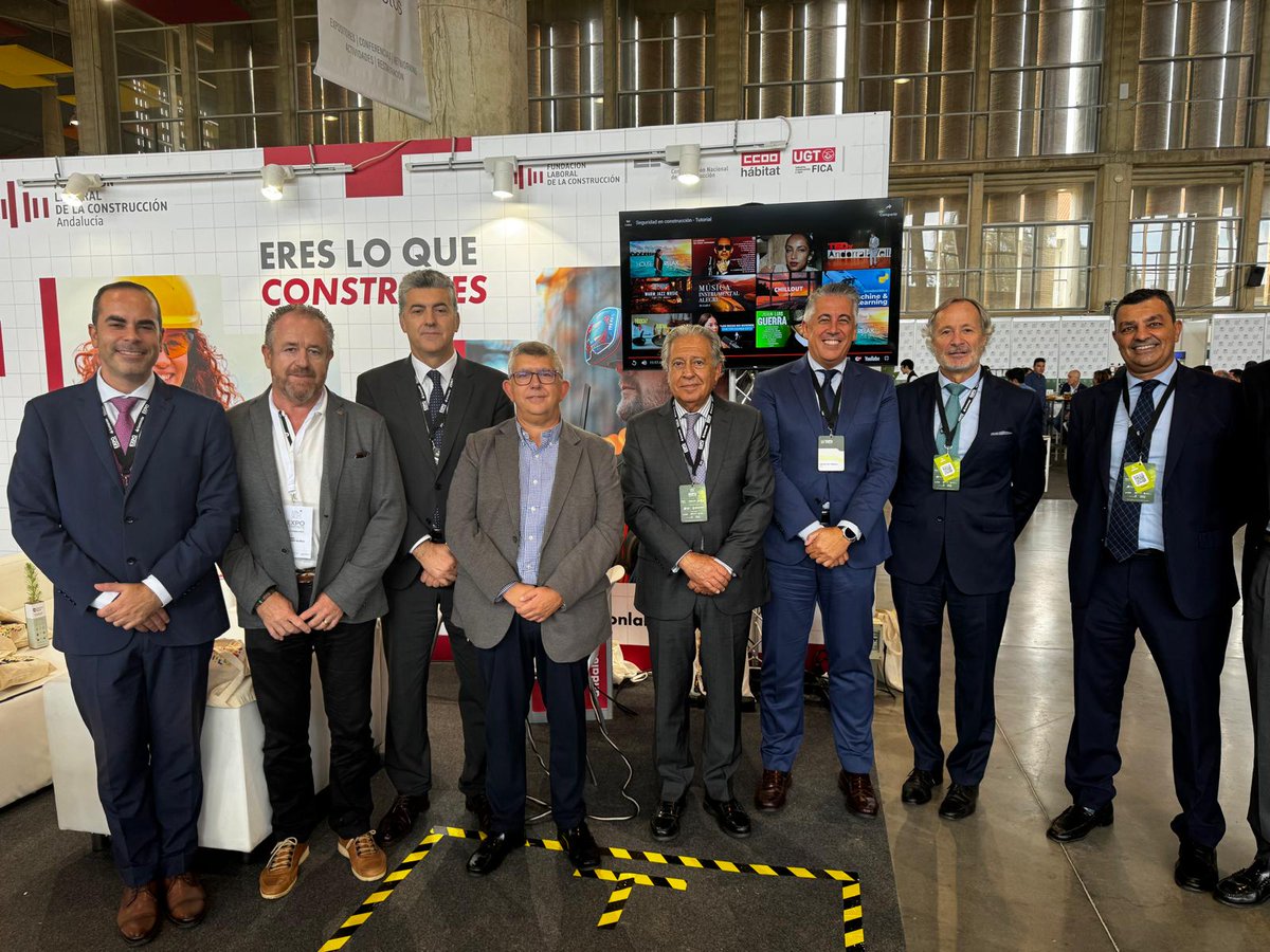 fica_andalucia's tweet photo. @JRodrguezSauced SG @fica_andalucia, visita @Ifecajerez,  IV Feria Profesional de la Construcción de Cádiz. #ExpoConstruye, en Jerez de la Frontera. https://t.co/Jc05piyMj1