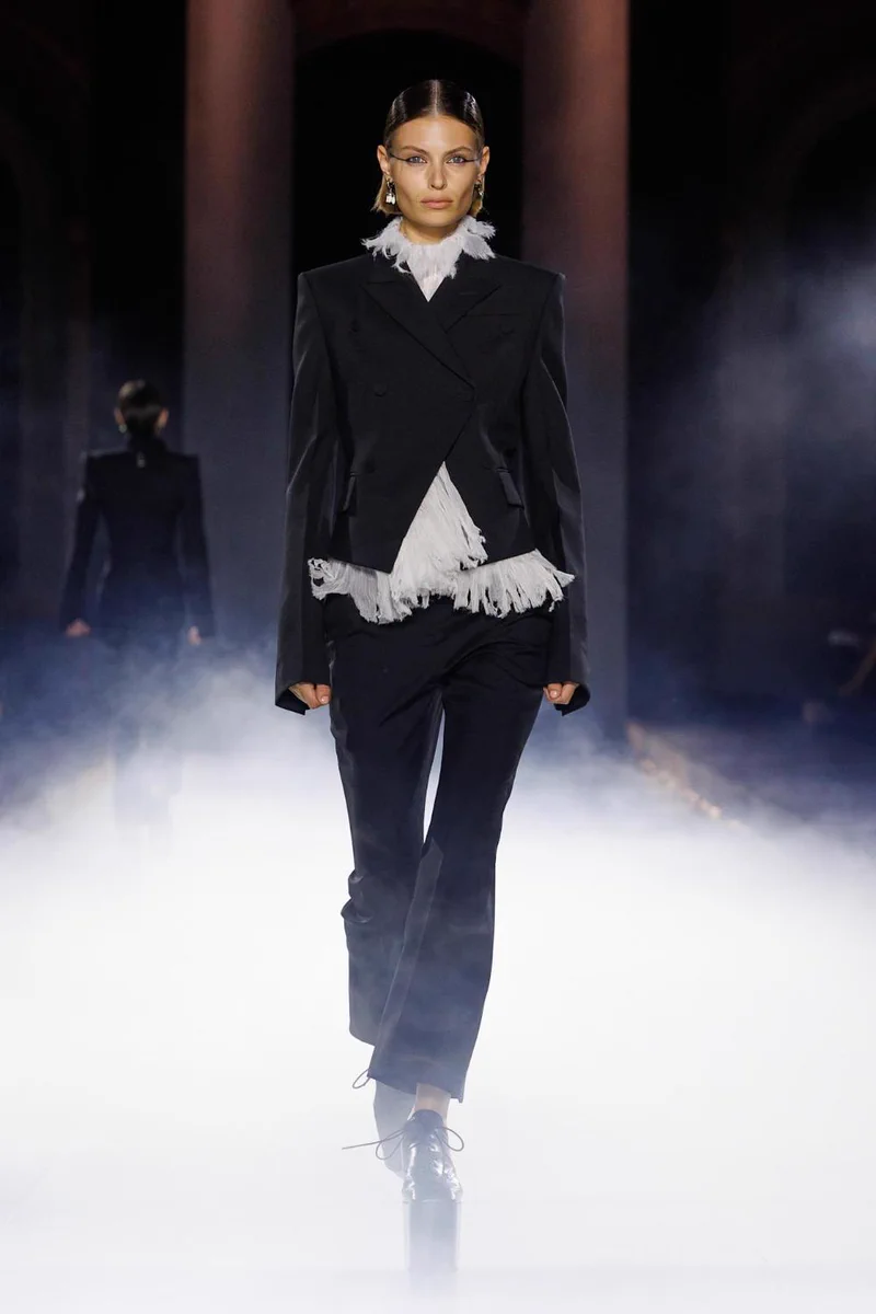 FASHIONSNAP on X: 