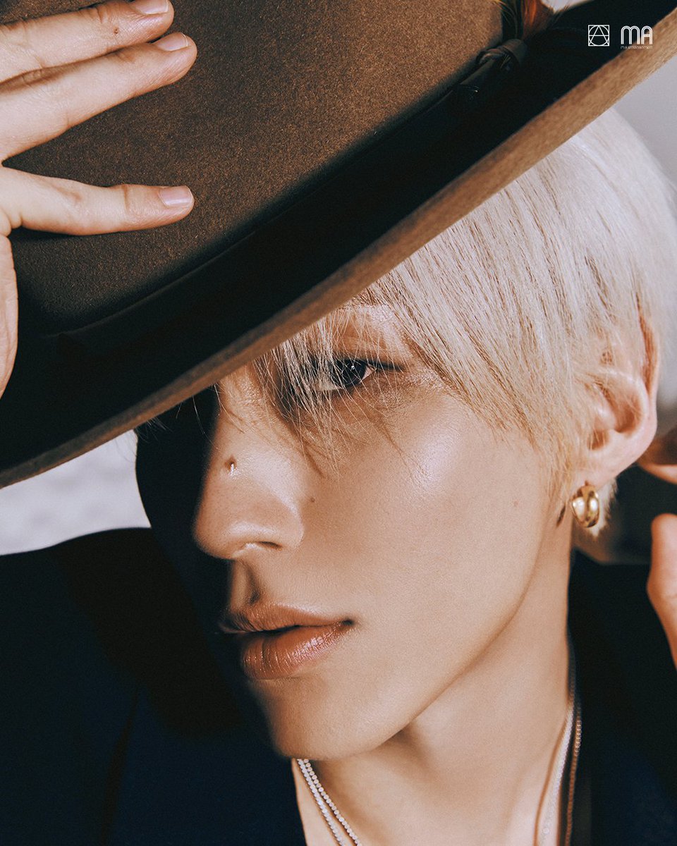 maenter1234's tweet photo. Moon Jong Up 
The 3rd Mini Album 'PETER'
Concept Photo Feel Me ver.

2024.10.31 6PM (KST) Release  

#문종업 #MoonJongUp 
#文鐘業 #ムン·ジョンオプ 
#PETER #피터 https://t.co/2i1OsGvFAo