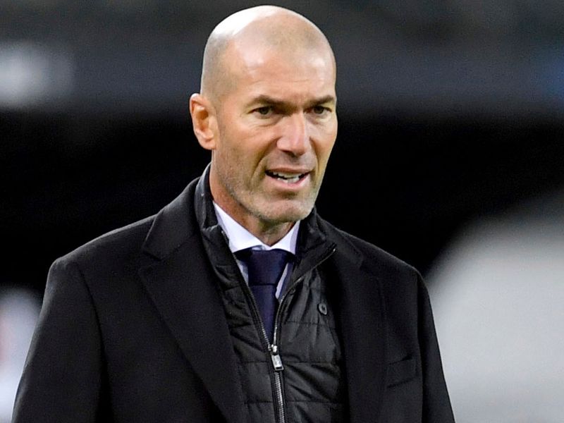 DeadlineDayLive's tweet photo. 🚨 Zinedine Zidane has been in constant talks with one of Manchester United's trusted chiefs.

(Source: @SunSport) https://t.co/NIaBirUtNQ