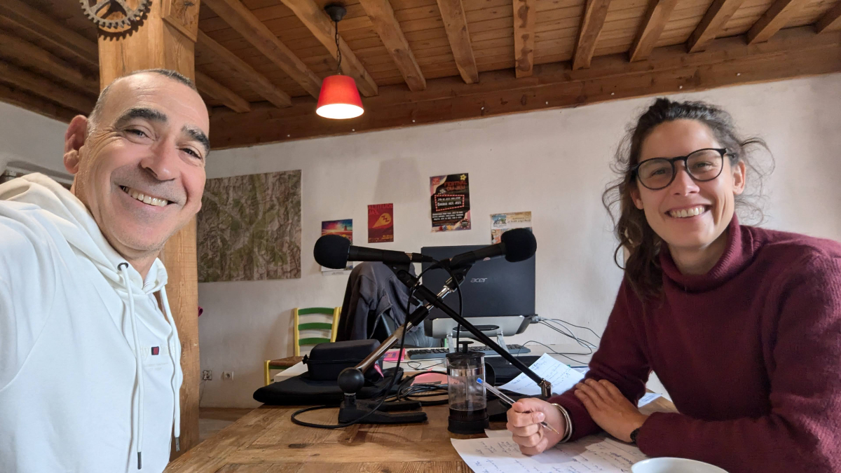 Il se prépare quelque chose du côté de la radio Fréquence Mistral à Briançon avec notre social média manager😜
#radio #emission