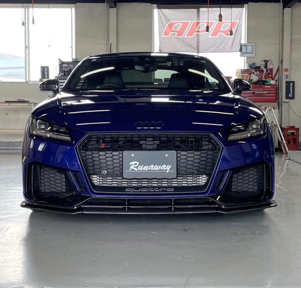 Smo_Kinguin's tweet photo. Audi TTRS https://t.co/qeAaiqQ1RO