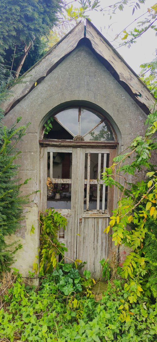 pedecock's tweet photo. Religion in decay
(click for full pic)
#photography #photographylovers #photographers #photos #mobilephotography #phonephotos #streetphotography #streetphoto #InDecay #Religion #expressionism #500px #ThePhotoHour https://t.co/m26YLKXL9Y
