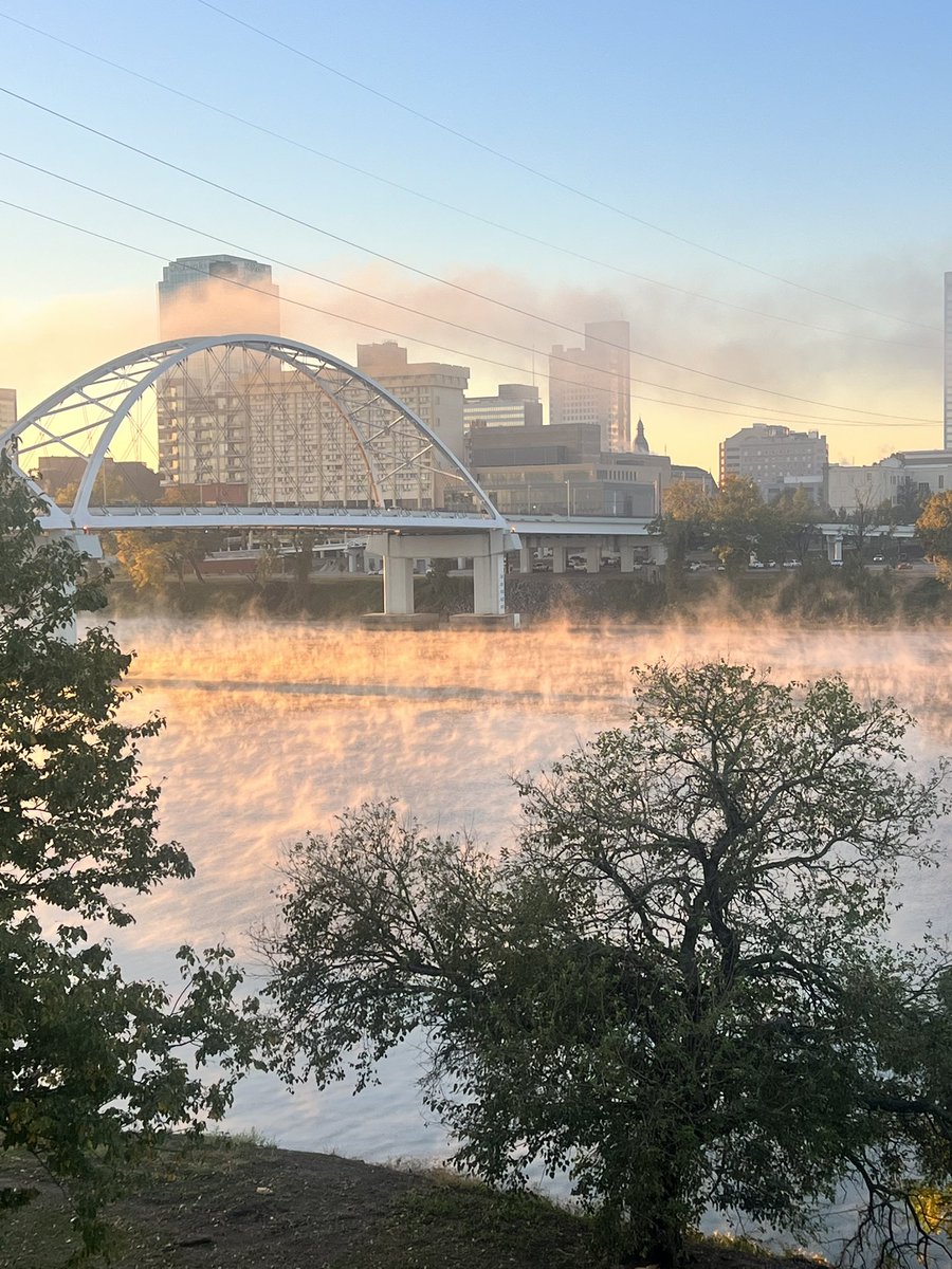 possejeff's tweet photo. It was cold on the river this morning! https://t.co/SwGV5DI11a