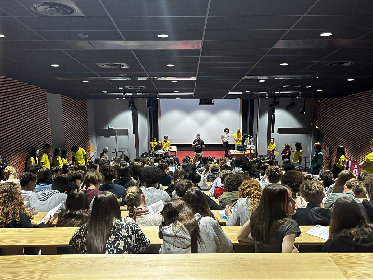 ☀️ Comme chaque année, les Irréductibles renforcent leur engagement auprès de l’association <a href="/ELAOfficielle/">Association ELA</a> et dans la lutte contre les leucodystrophies. 

#LesIrréductibles 🔵⚪️