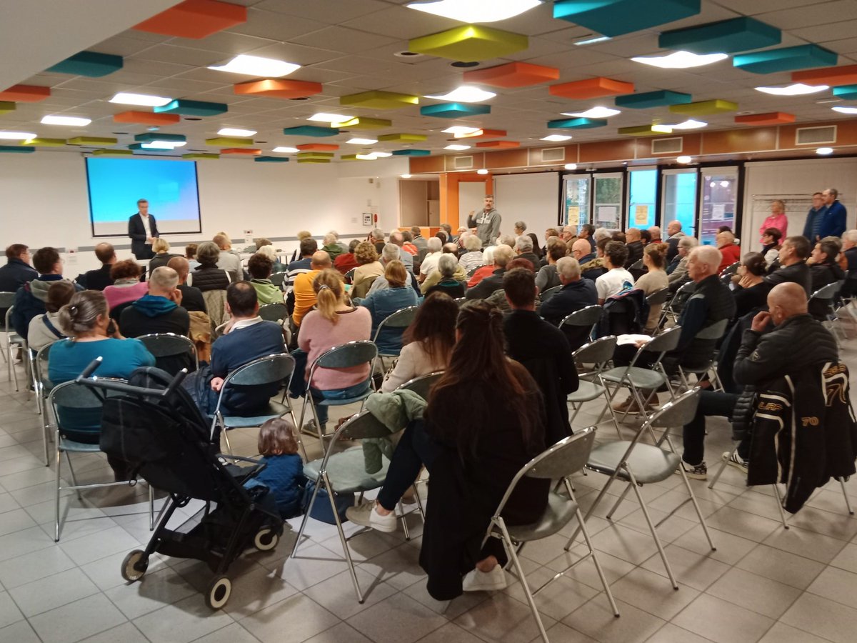 Nous avons organisé il y a quelques jours une réunion d'information sur la modification du Plum. Salle pleine. La population découvre la réalité sur une densification dogmatique !