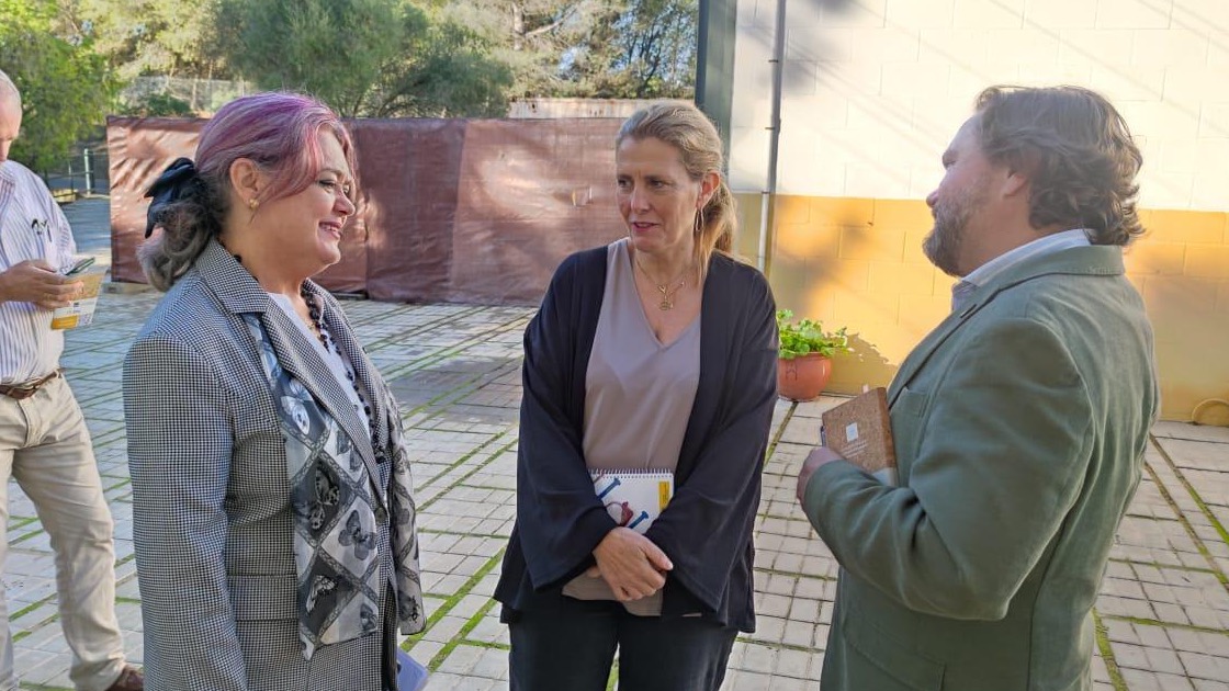 Ecovalia's tweet photo. Hoy se celebró en Jerez de la Frontera, la Jornada Inicial del Grupo Operativo BIO C, centrada en soluciones innovadoras para el cultivo de cereal ecológico.🌾 Se destacaron prácticas sostenibles que promueven biodiversidad y captación de carbono. #CerealEcológico #BIOC https://t.co/dSEOIieA0f