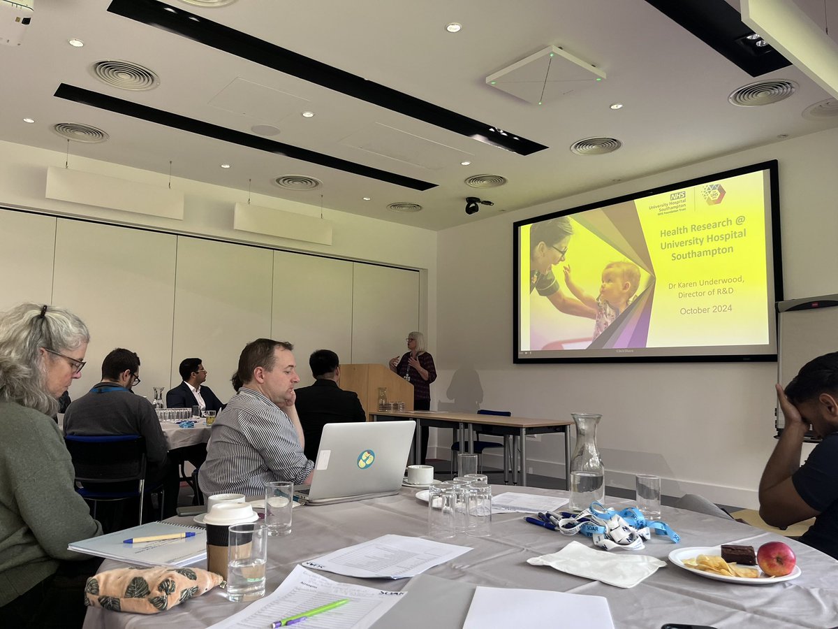 Kristin Veighey (@kristintp) on Twitter photo Great to see so many people at our <a href="/soar_research/">Southampton Academy of Research</a> <a href="/UHSFTresearch/">Health Research | Southampton</a> <a href="/SouthamptonBRC/">NIHR Southampton BRC</a> induction event! Kicking off with <a href="/KarenU1968/">Karen Underwood</a> 😊 Great to see so many people at our <a href="/soar_research/">Southampton Academy of Research</a> <a href="/UHSFTresearch/">Health Research | Southampton</a> <a href="/SouthamptonBRC/">NIHR Southampton BRC</a> induction event! Kicking off with <a href="/KarenU1968/">Karen Underwood</a> 😊