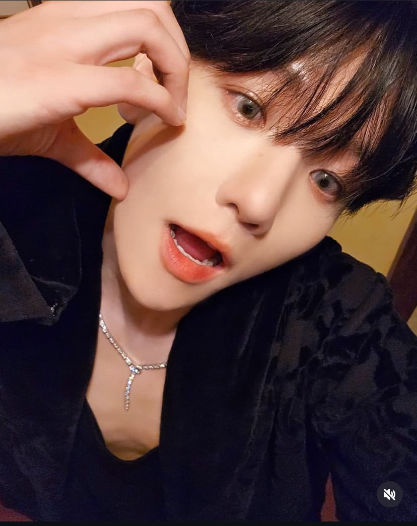 floyeowo's tweet photo. #BAEKHYUN i vote for #2024MAMAAWARDS https://t.co/mpeMBxihLp