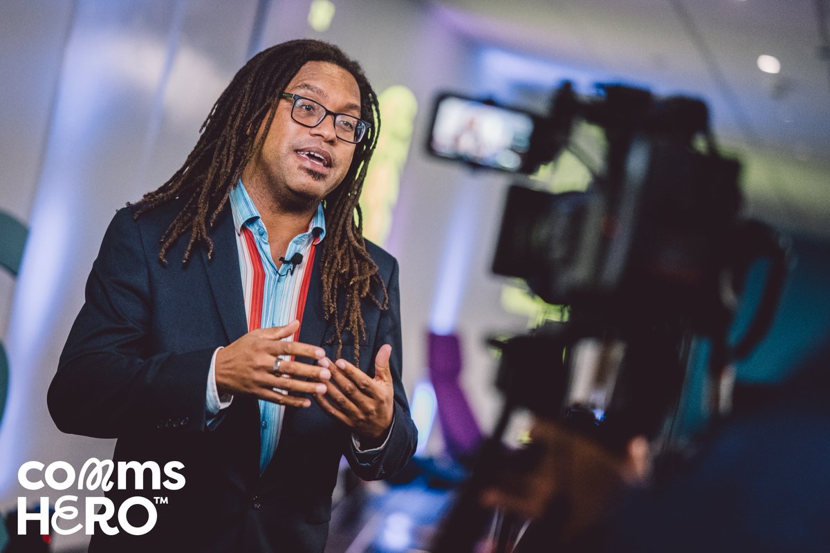 commsHERO tweet media