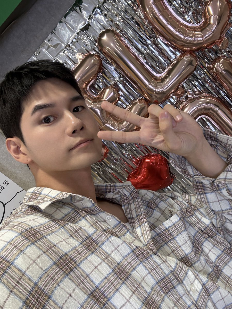 옹성우(ONG SEONG WU) tweet media