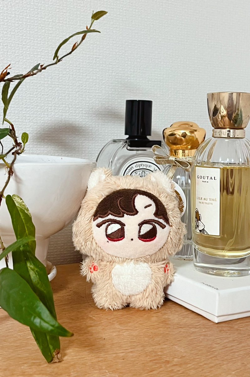 Hinnon_FA's tweet photo. 꾸쟈는 조금 떡졌지만 잘 지내요 https://t.co/nf69CMsbKz