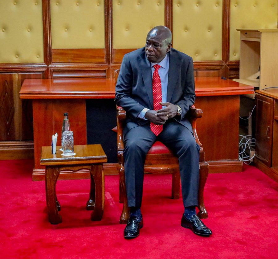 smonhussein's tweet photo. #DeputyPresident
Where is the truthful man? No communication no nothing yet he is supposed to testify.................. https://t.co/BMNuvfaYU1