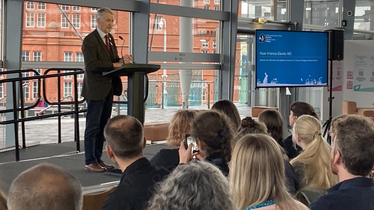 WGClimateChange's tweet photo. It was a really motivating event in the Senedd yesterday with @WTWales and to hear about the youth manifesto for nature recovery from the young people themselves. Diolch yn fawr https://t.co/3KdIHofvGH