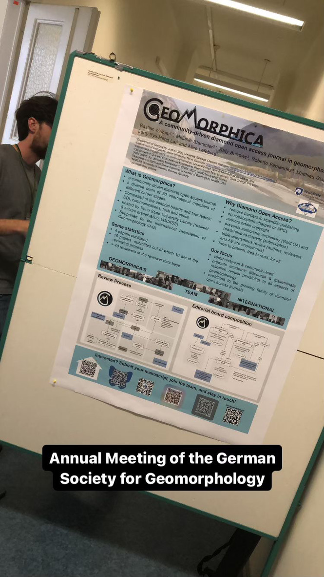 Nice to see that parts of the community were already aware of #Geomorphica when presenting at the annual meeting of the @DGGeomorph (#DGGM) last week. 
Help us spread the news! Interested in stickers or keen on including our logo on your presentation slides? Contact us please💙