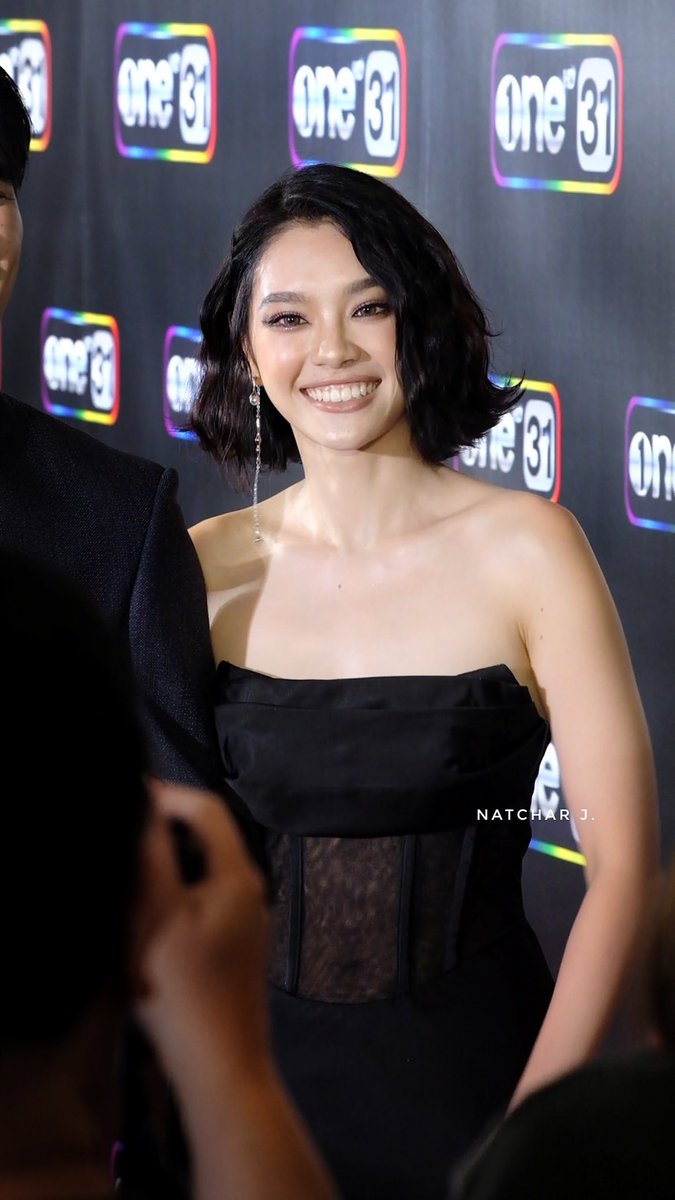 ghostcat48's tweet photo. นางเอกช่องวัน 🖤✨

Cherprang Actress 

#Oneสนั่นจอ2025 
#9YearsOfYou
#CherprangAreekul https://t.co/LmJ930KSw3