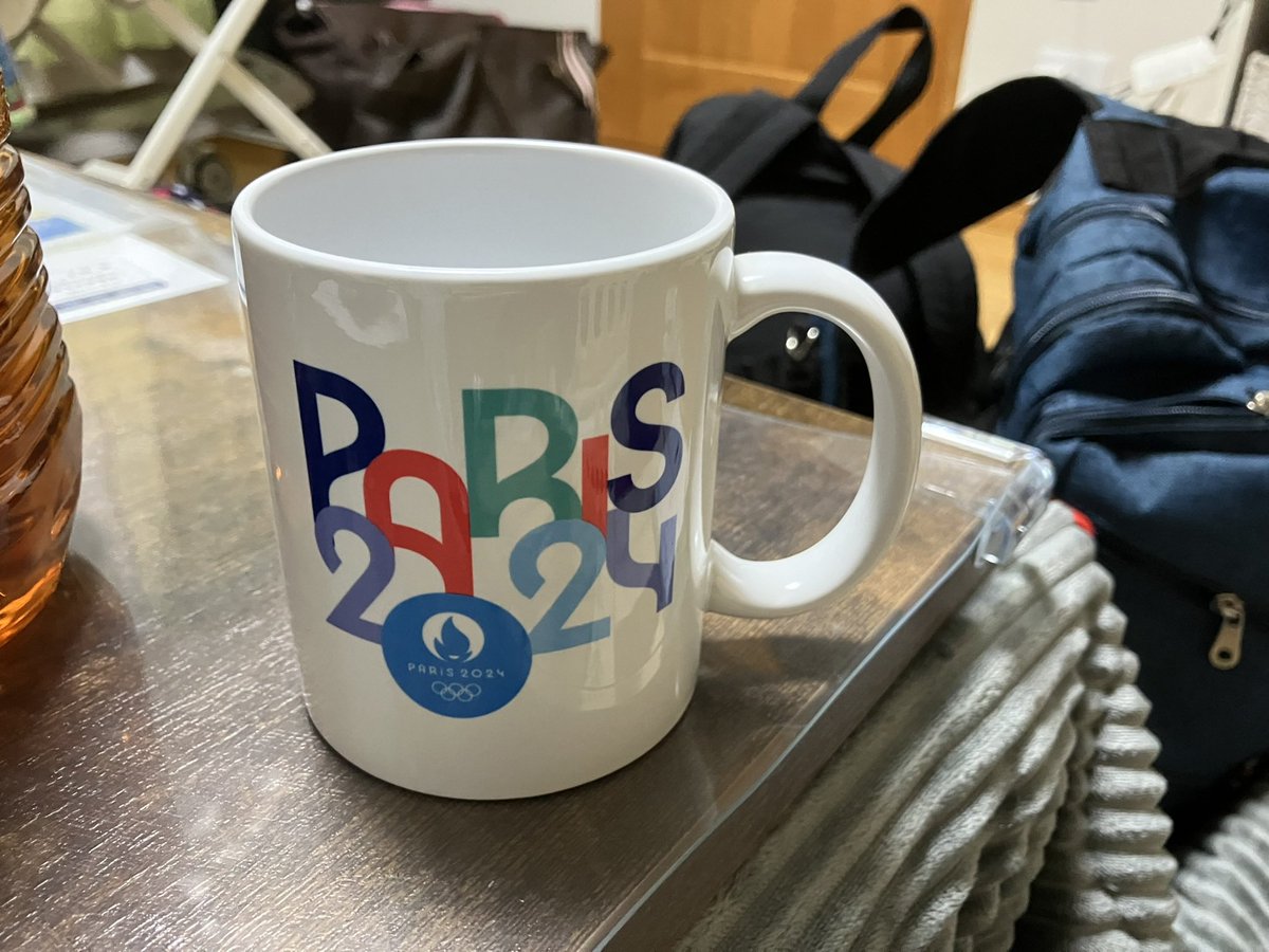 pharmach1021's tweet photo. スポーツファーマシストとして
相談対応していた選手が
ぐんぐん成長されて
パリ五輪へ❗️
薬剤師人生の1つのゴール地点に辿り着いたような気持ちです✨
これからも応援かつ支援していきます^ ^
いただいたものは家宝にします😊 https://t.co/xFBEydaAX8